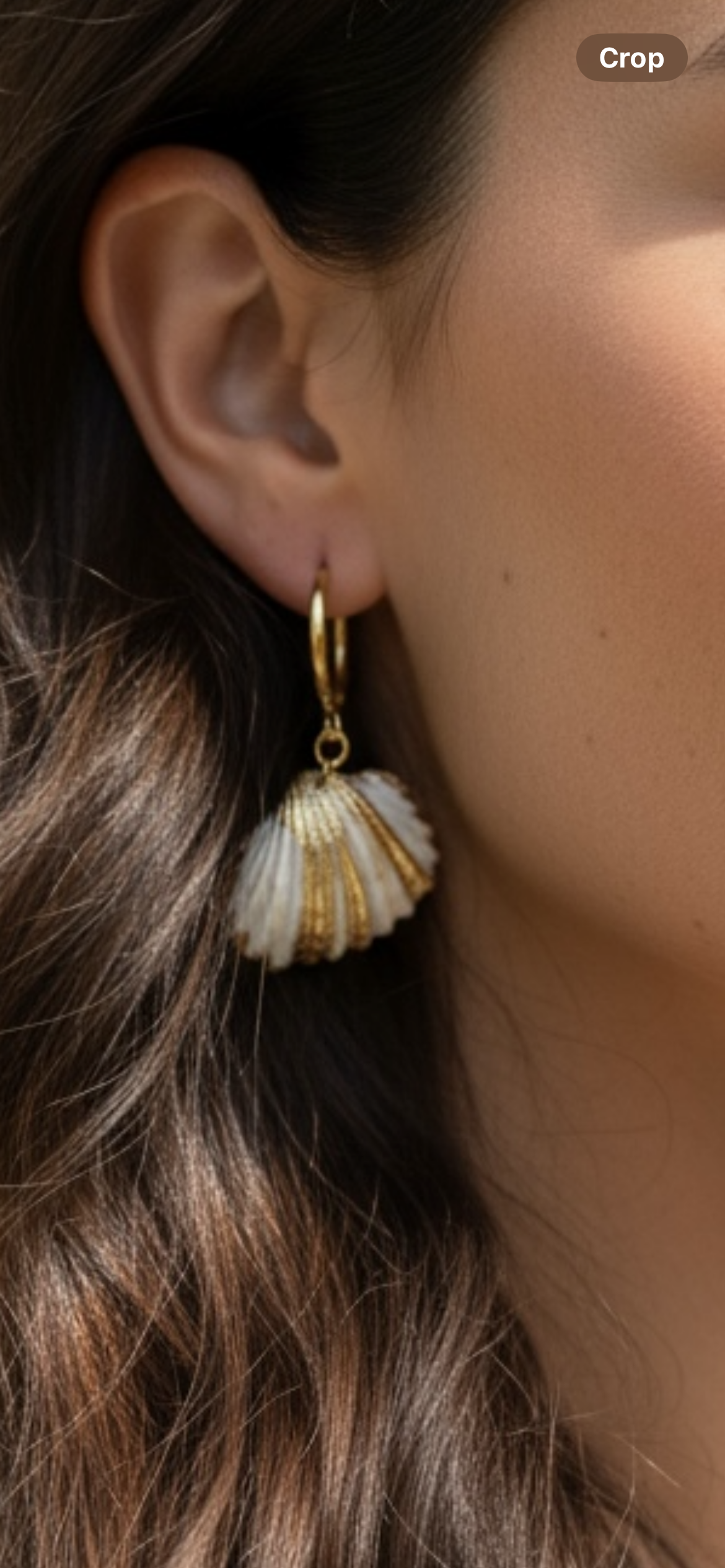 Sirena Huggie Earrings